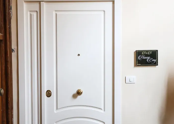 Appartamento House Emy In Napoli